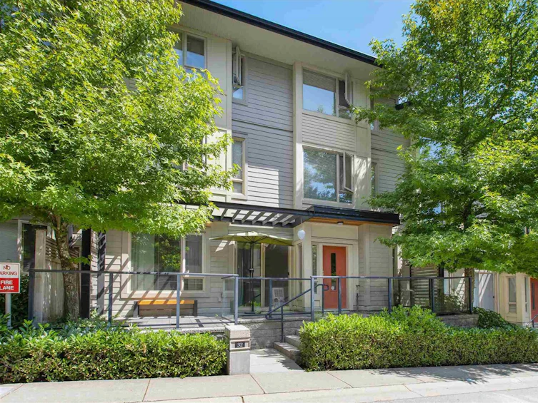 32-9229 University Crescent, Burnaby, BC, V5A 4Z2