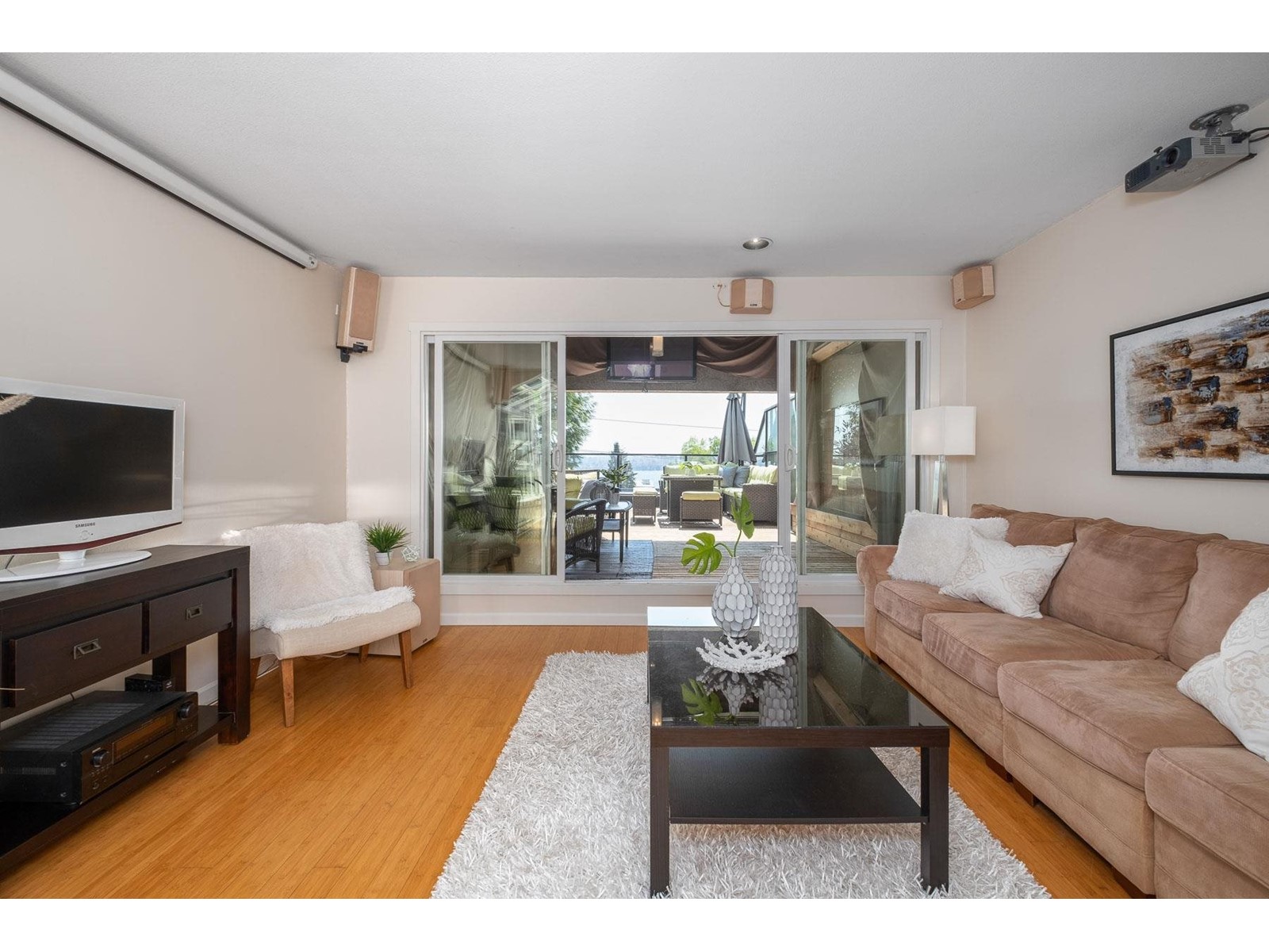 258 East 3rd Street, North Vancouver, BC, V7L 1E7