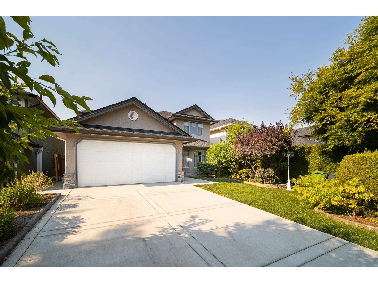 22571 Mcclinton Avenue, Richmond, BC, V6V 2P8