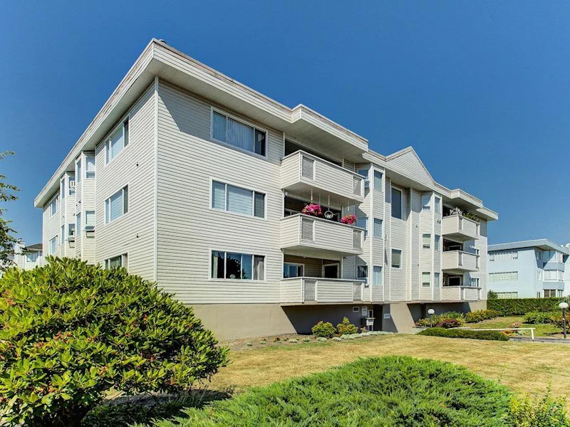 103 - 22213 Selkirk Avenue, Maple Ridge BC V2X 2X4
