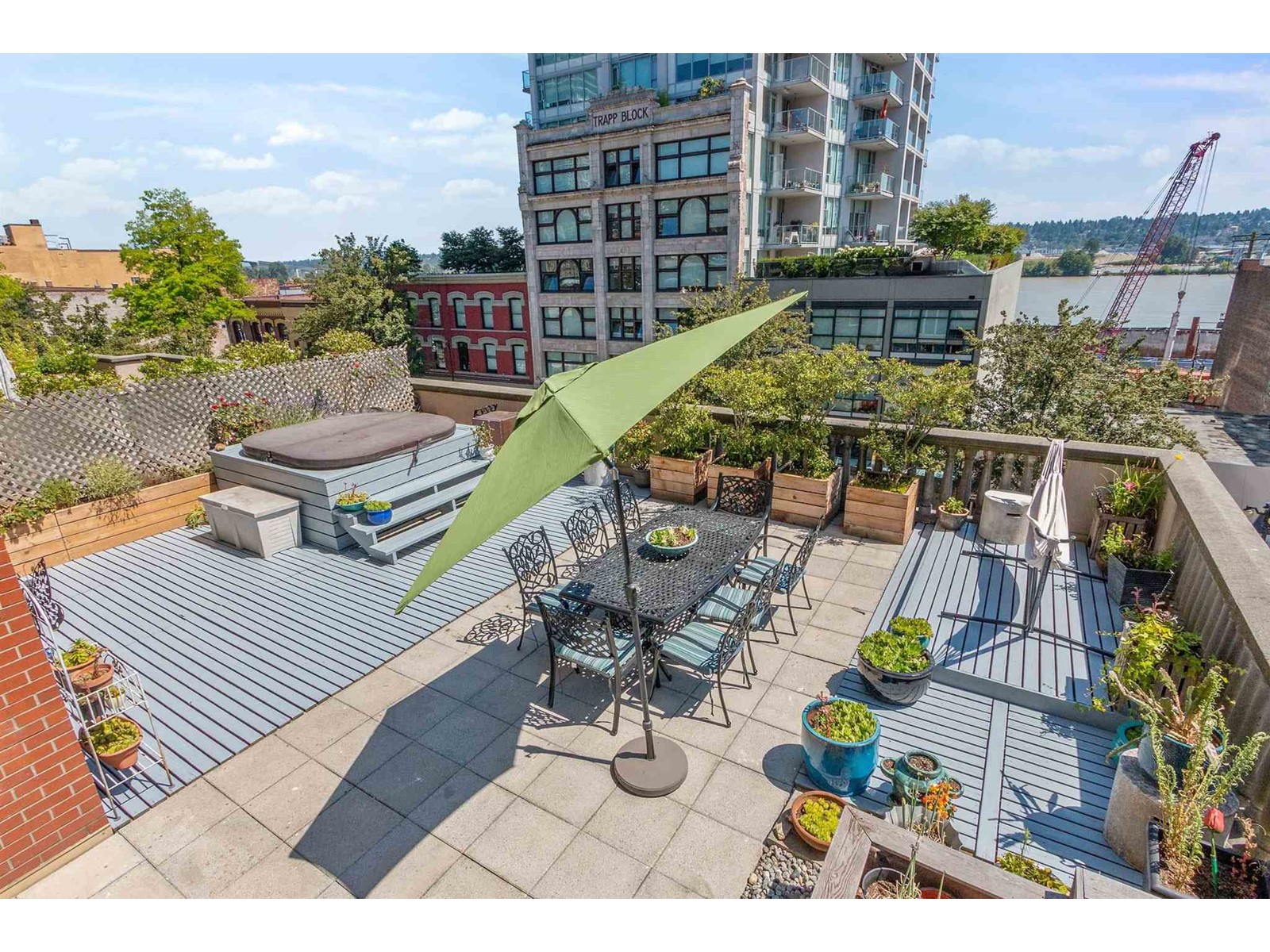 403-680 Clarkson Street, New Westminster, BC, V3M 6X9