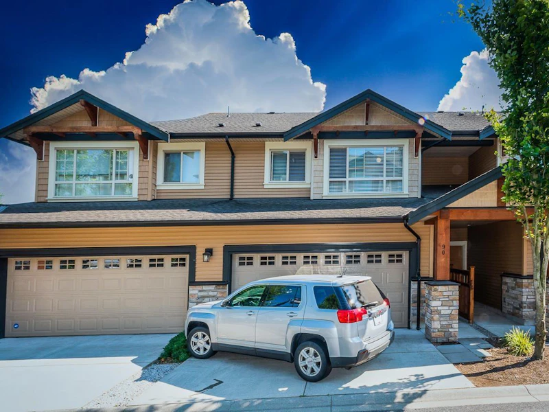 90 - 11305 240th Street, Maple Ridge BC V2W 1A3
