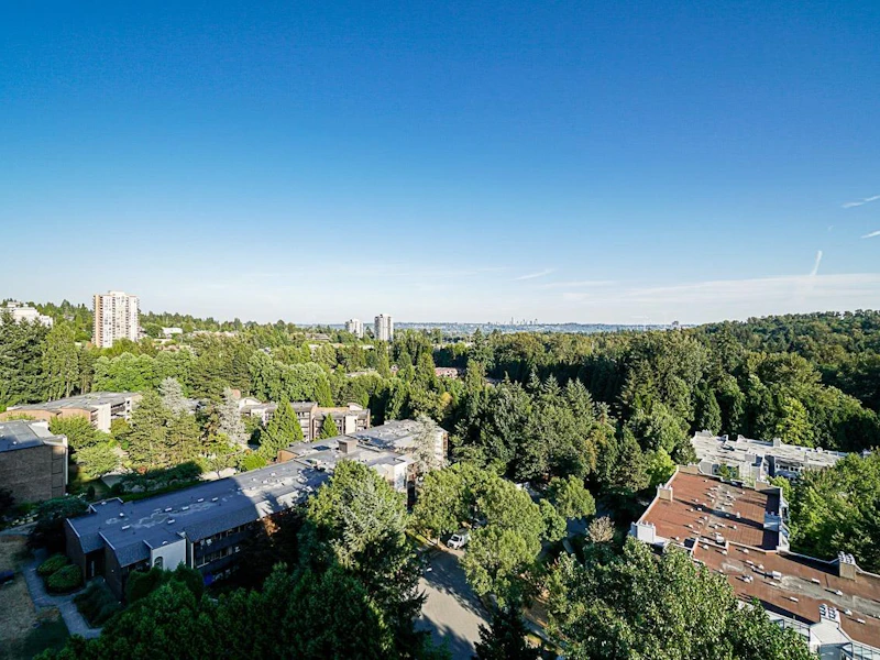 1303 - 9623 Manchester Drive, Burnaby BC V3N 4Y8