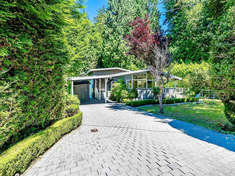 338 Moyne Drive, West Vancouver, BC, V7S 1J5