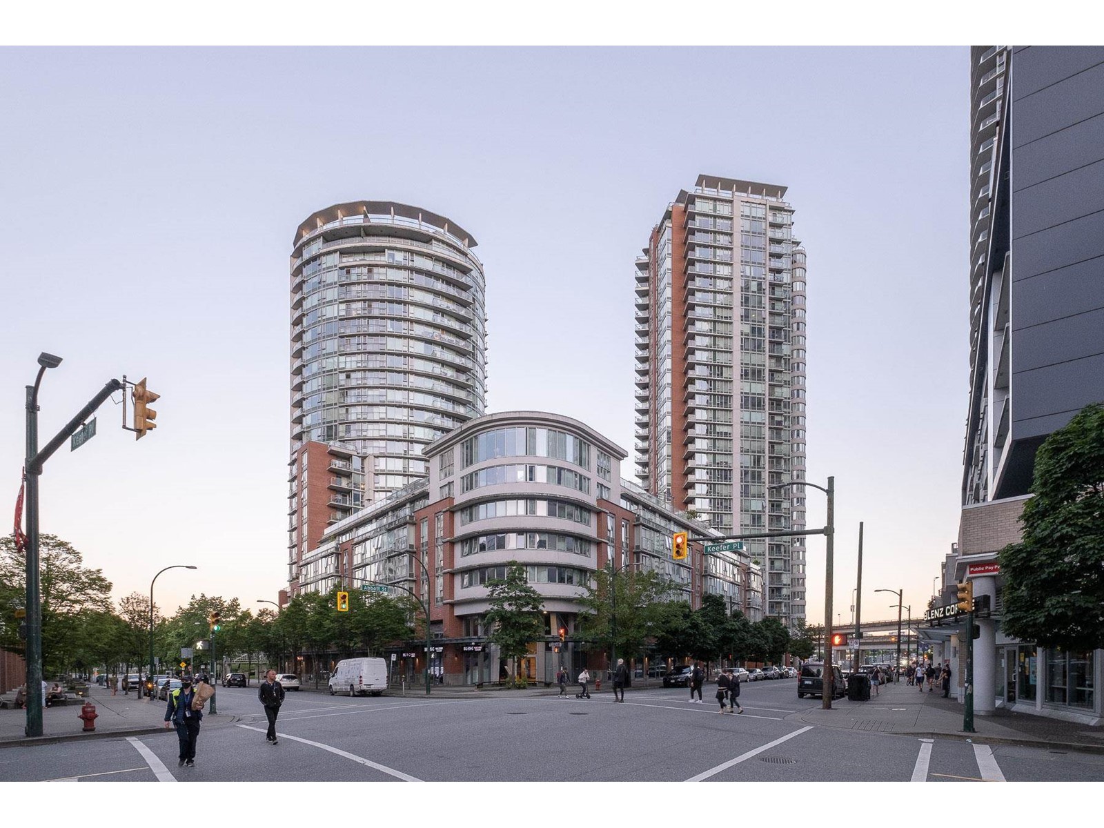 306-688 Abbott Street, Vancouver, BC, V6B 0B9