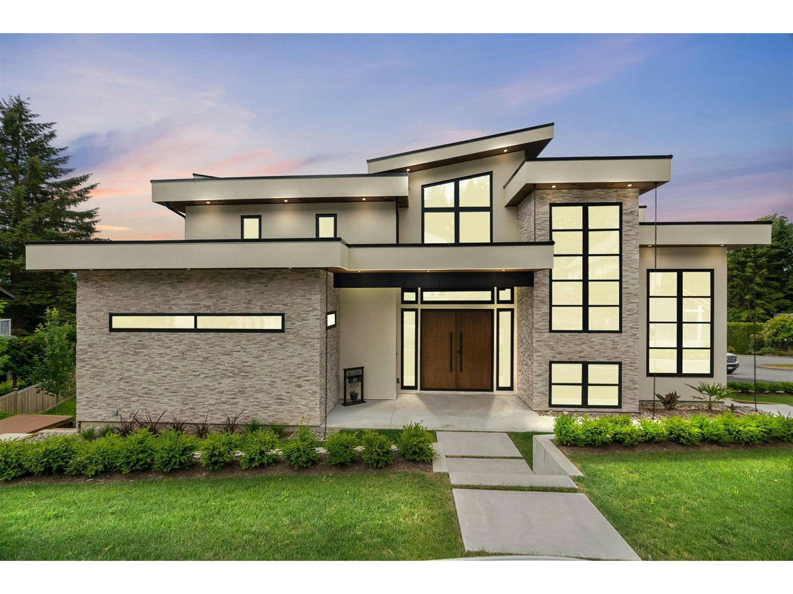 168 Roe Drive, Port Moody, BC, V3H 3M8