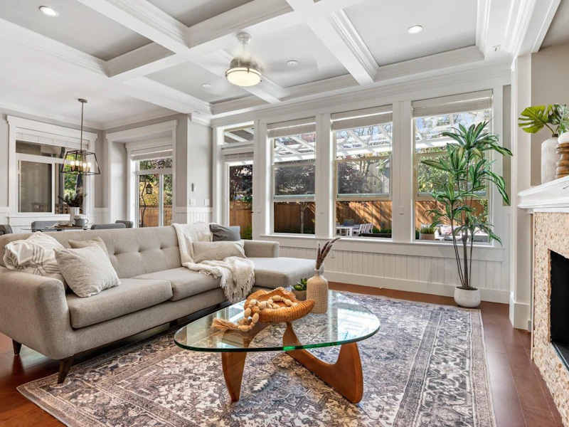 1098 Canyon Boulevard, North Vancouver BC V7R 2K4