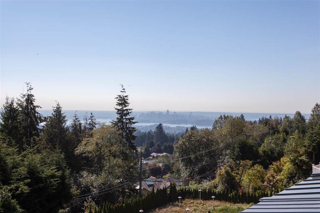 630 Greenwood Road, West Vancouver, BC, V7S 1X7