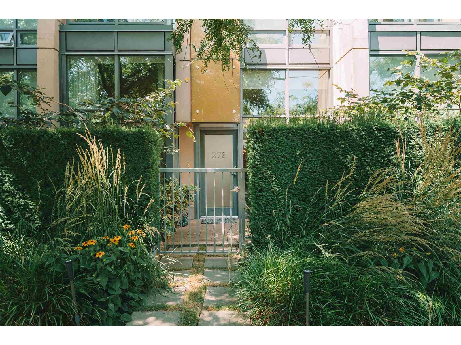 278 West 1st Avenue, Vancouver, BC, V5Y 3T2
