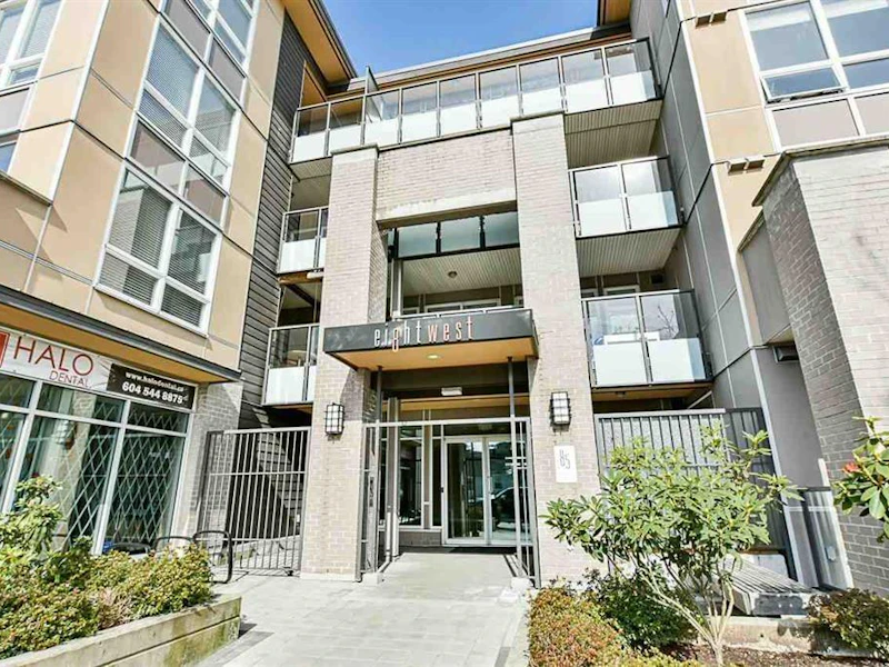 414 - 85 Eighth Avenue, New Westminster BC V3L 4J4