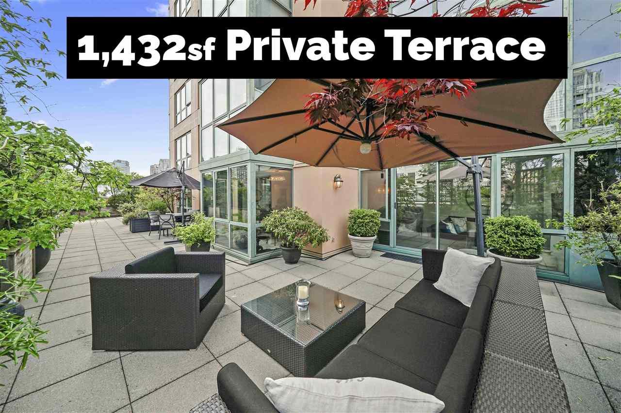 705-212 Davie Street, Vancouver, BC, V6B 5Z4