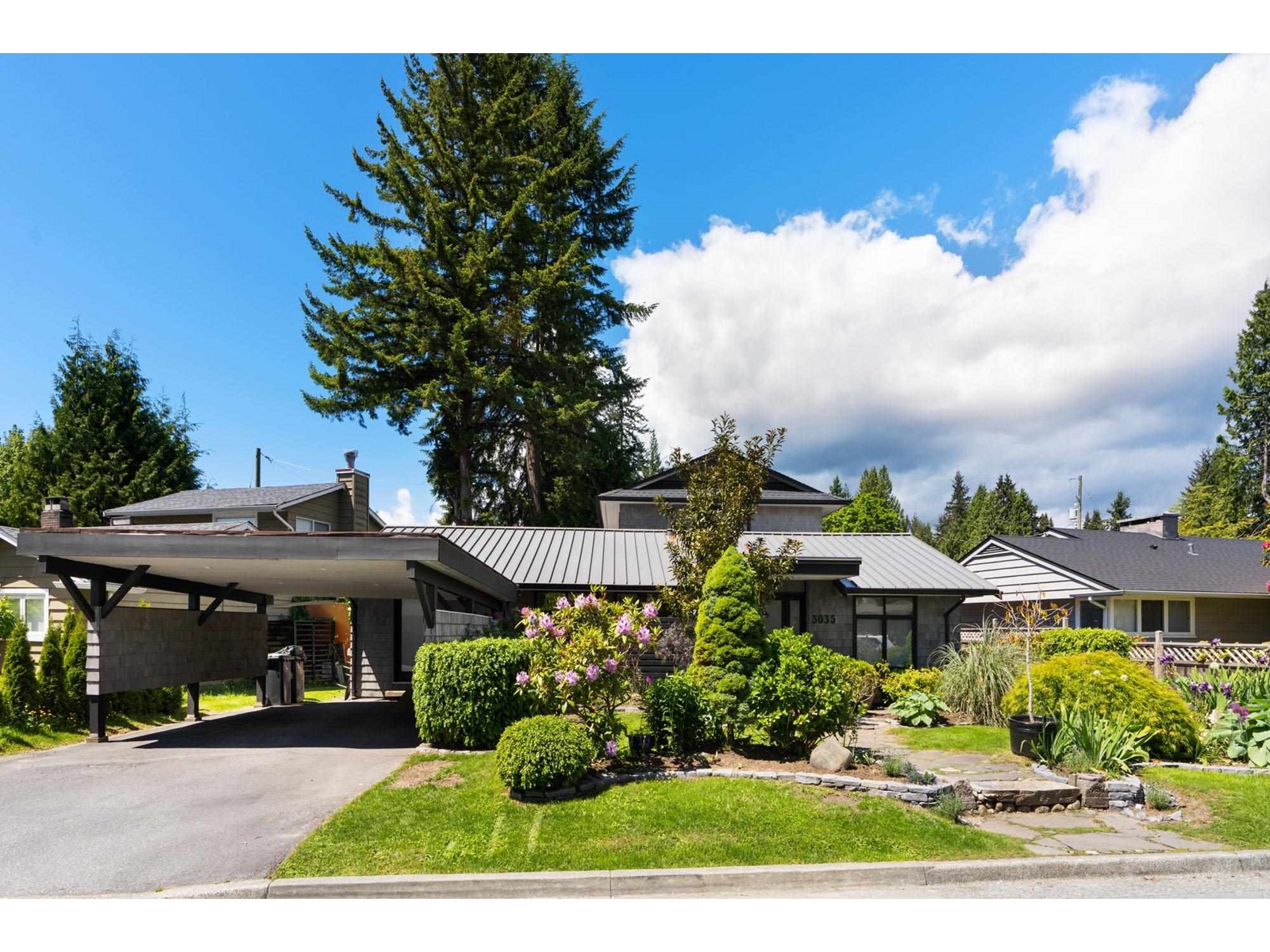 3035 Beverley Crescent, North Vancouver, BC, V7R 2W4