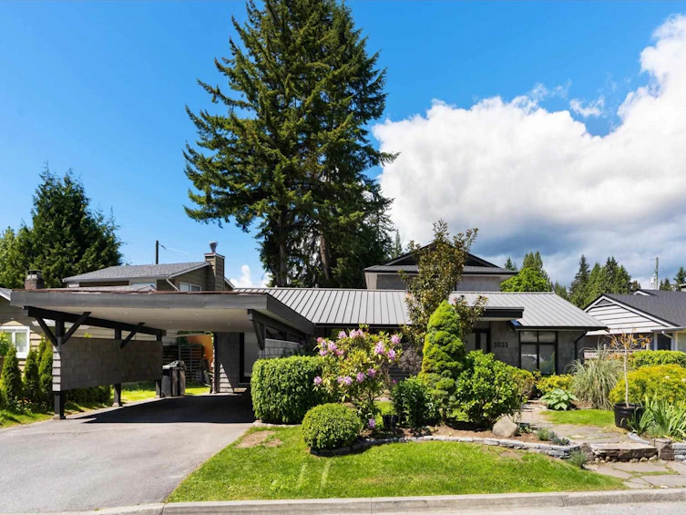 3035 Beverley Crescent, North Vancouver, BC, V7R 2W4