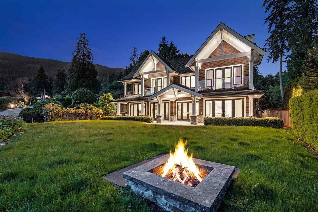 2645 Rosebery Avenue, West Vancouver, BC, V7V 3A3