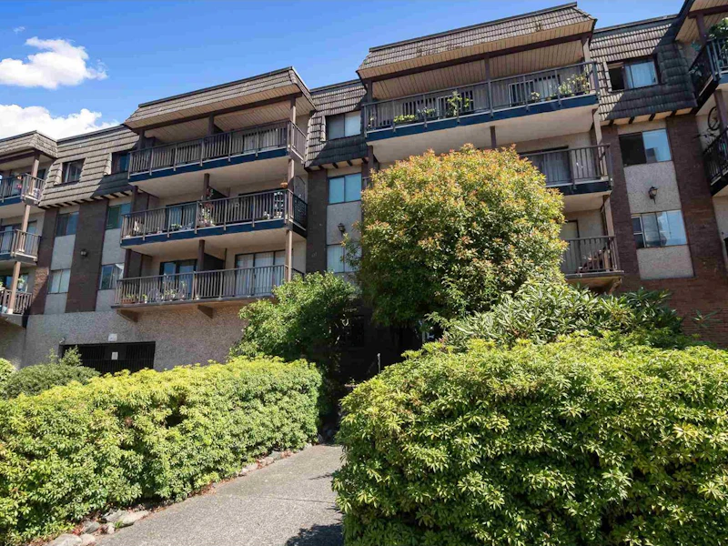 205 - 170 E 3rd Street, North Vancouver BC V7L 1E6