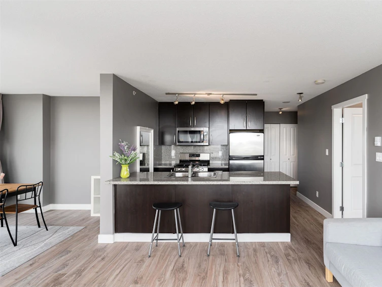 801-5088 Kwantlen Street, Richmond, BC, V6X 4K5