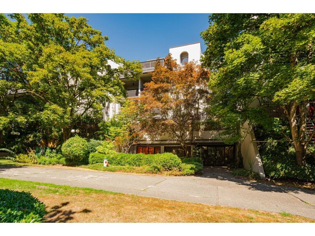 220-1945 Woodway Place, Burnaby, BC, V5C 6A8