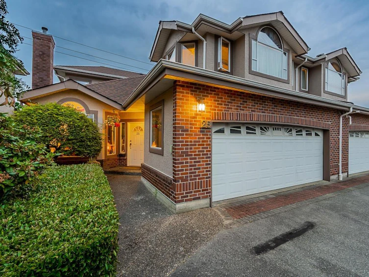 25-3500 Cunningham Drive, Richmond, BC, V6X 3T3
