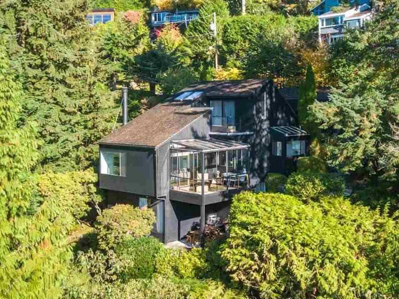 450 Mountain Drive, West Vancouver BC V0N 2E0