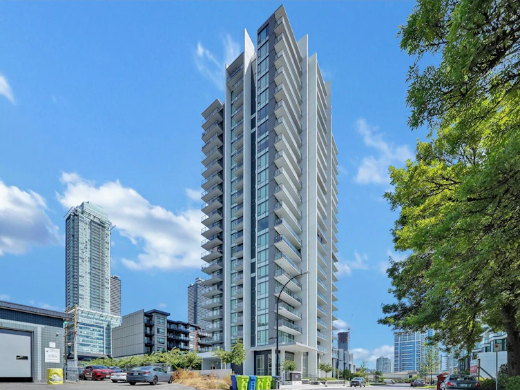 307-4465 Juneau Street, Burnaby, BC, V5C 0L8