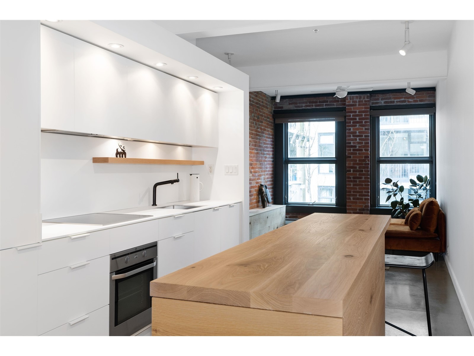 404-53 West Hastings Street, Vancouver, BC, V6B 1G4