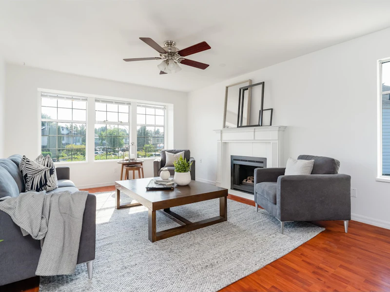 637 Pender Place, Port Coquitlam BC V3B 7M2