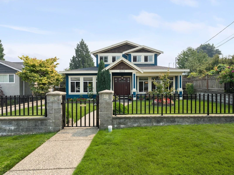 8222 17th Avenue, Burnaby BC V3N 1M8