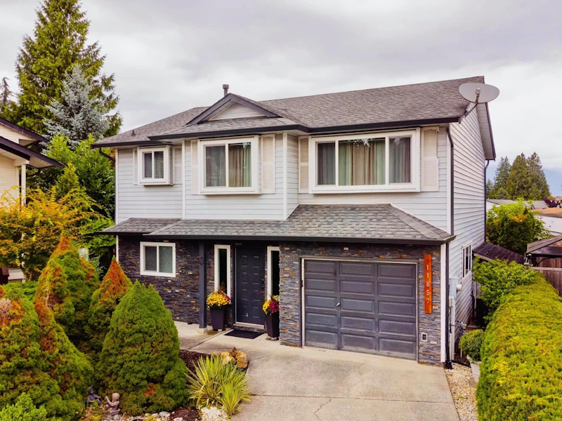11857 Greenhaven Court, Pitt Meadows BC V3Y 1L7