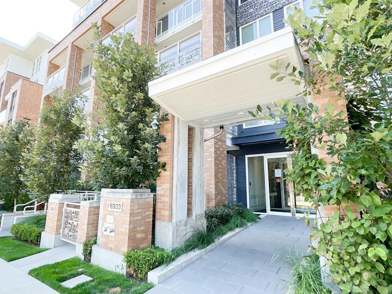 103 - 6933 Cambie Street, Vancouver BC