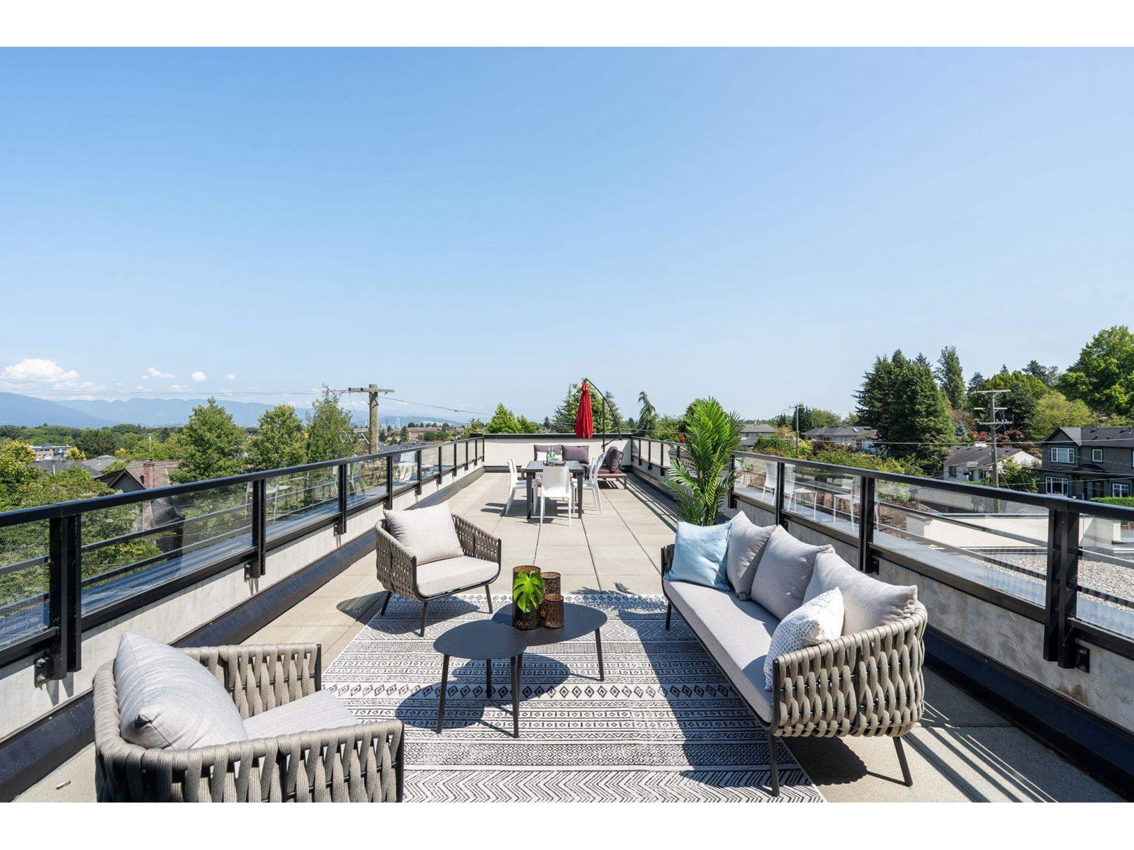 405-4408 Cambie Street, Vancouver, BC, V5Y 0M2