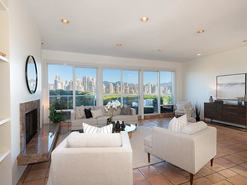 1085 W 7th Avenue, Vancouver BC V6H 1B2
