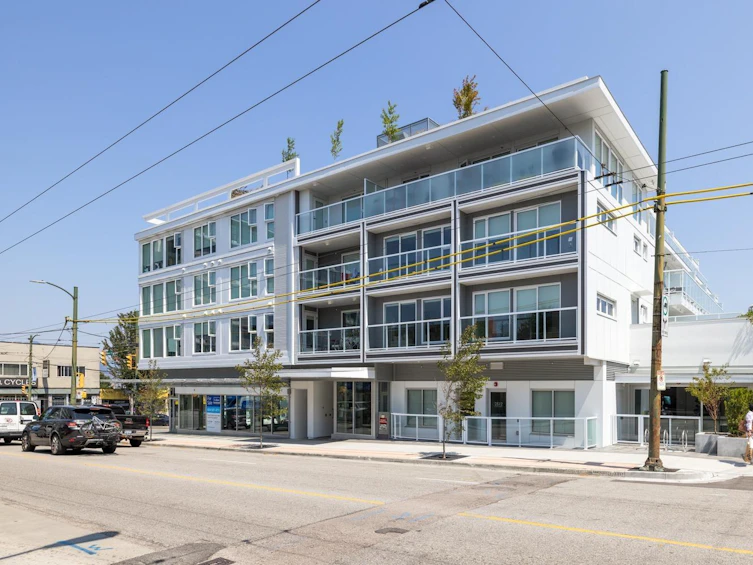 2510 Fraser Street, Vancouver, BC, V5T 3V4