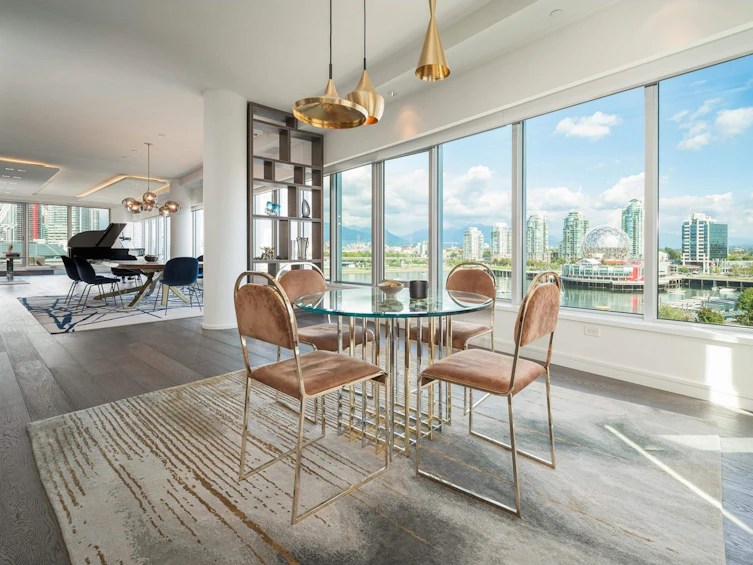 701-151 Athletes Way, Vancouver, BC, V5Y 0E5
