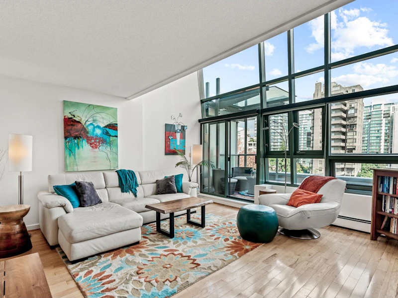 PH3 - 1688 Robson Street, Vancouver BC V6G 1C7