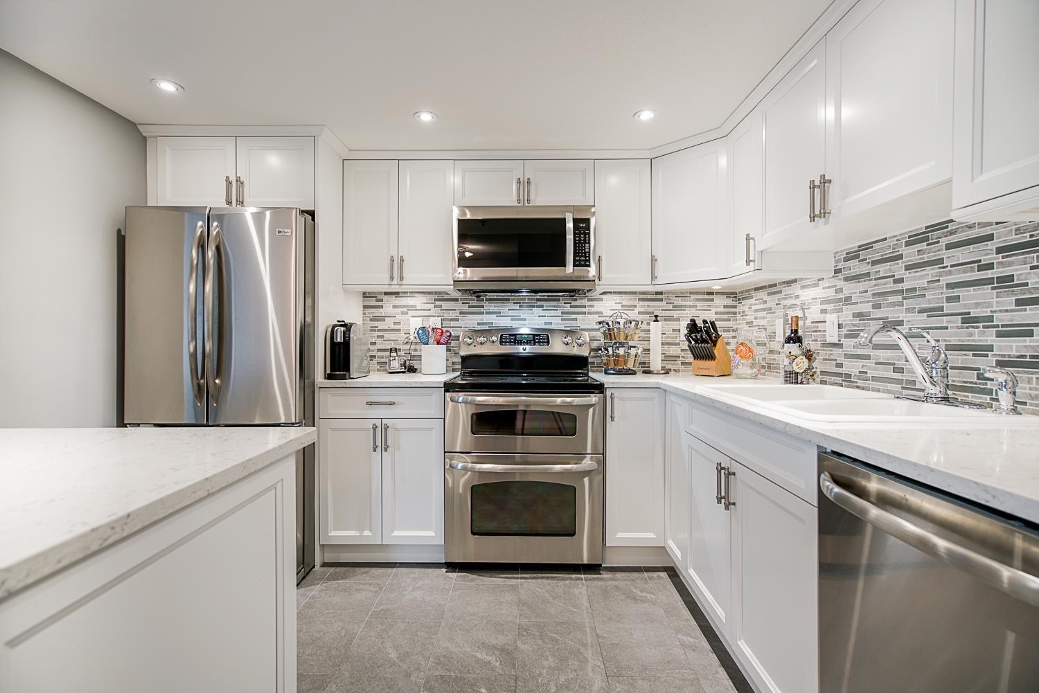 301-1088 Quebec Street, Vancouver, BC, V6A 4H2
