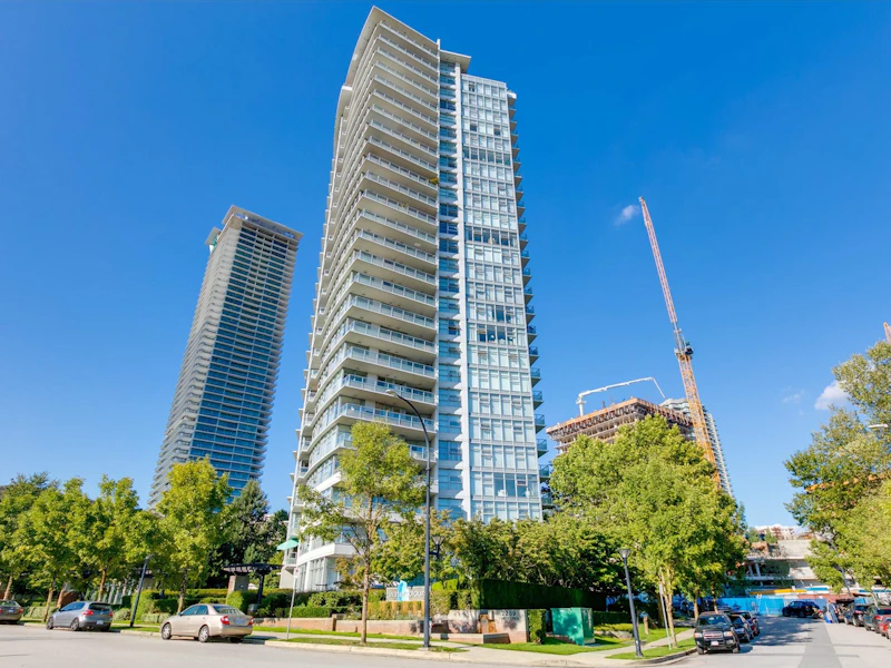 902 - 2289 Yukon Crescent, Burnaby BC V5C 0B2