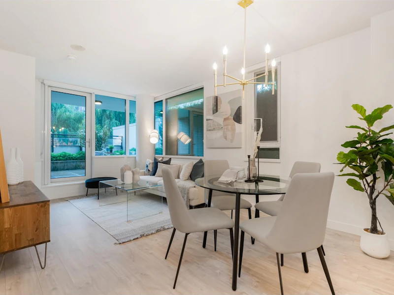203 - 238 W Broadway Avenue, Vancouver BC V5Y 1P6