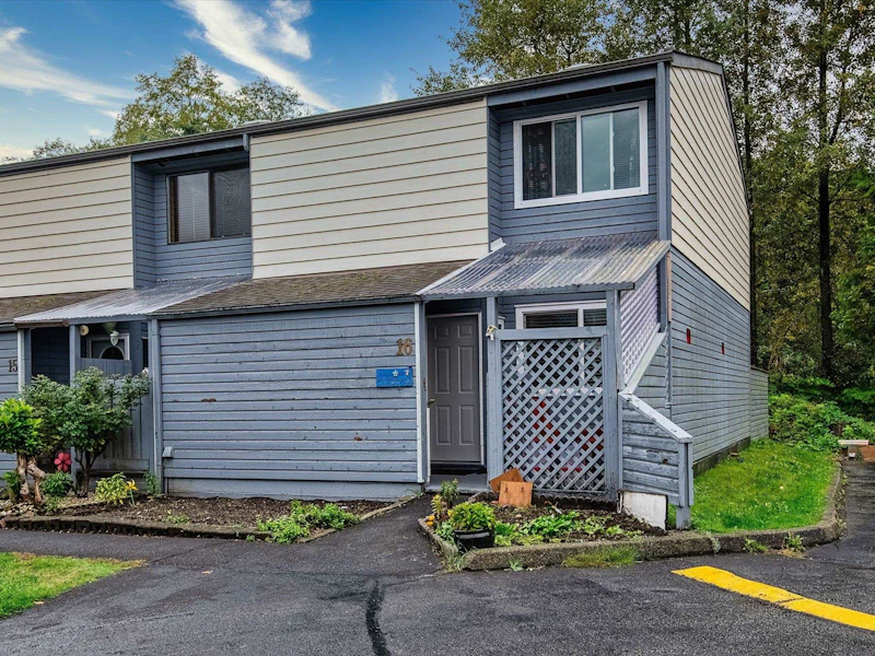 16 - 38455 Wilson Crescent, Squamish BC V8B 0M4