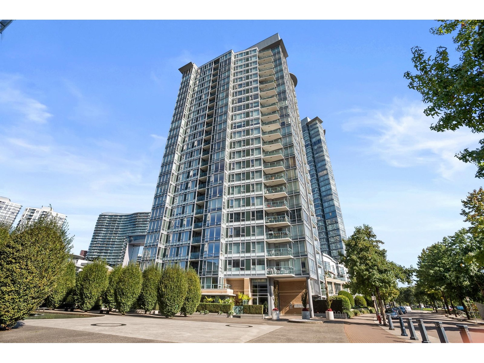 3F-1067 Marinaside Crescent, Vancouver, BC, V6Z 3A4