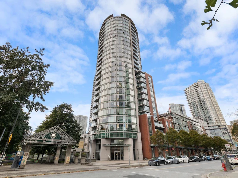 2306 - 58 Keefer Place, Vancouver BC V6B 0B8
