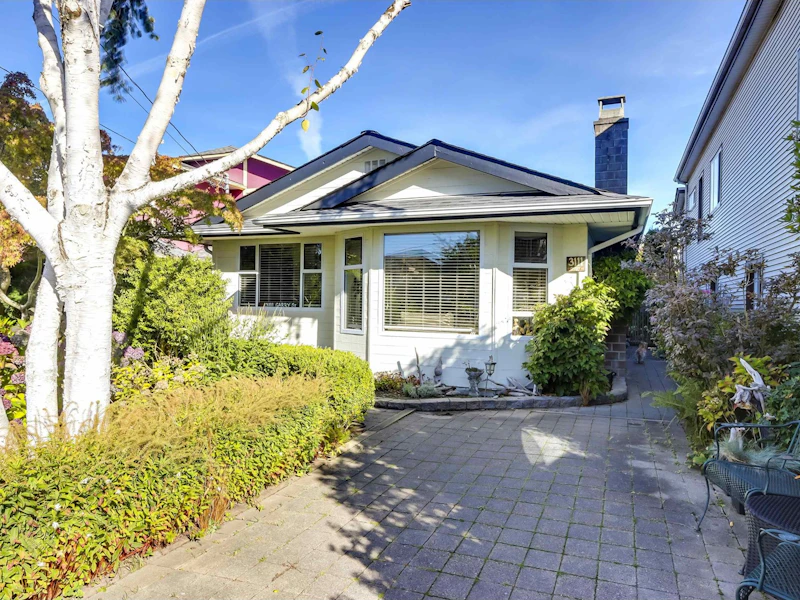 3111 Garry Street, Richmond BC V7E 2S5
