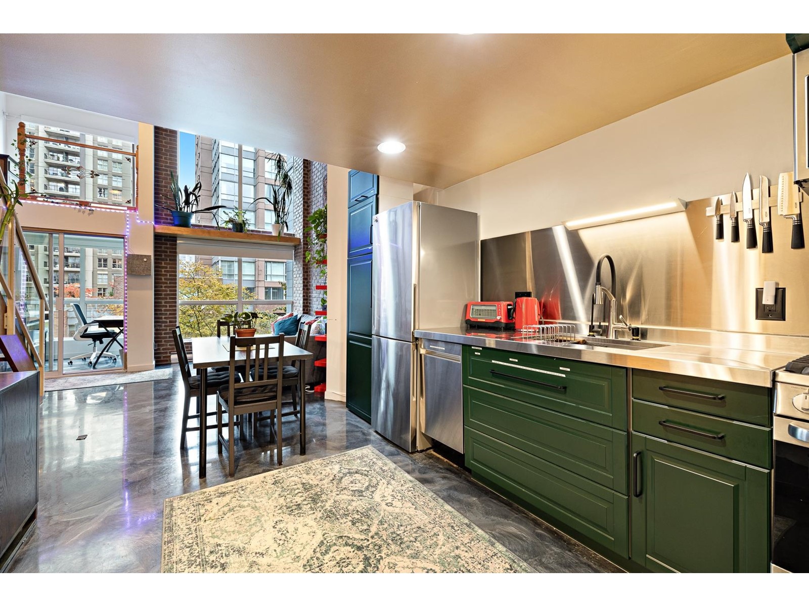 316-933 Seymour Street, Vancouver, BC, V6B 6L6