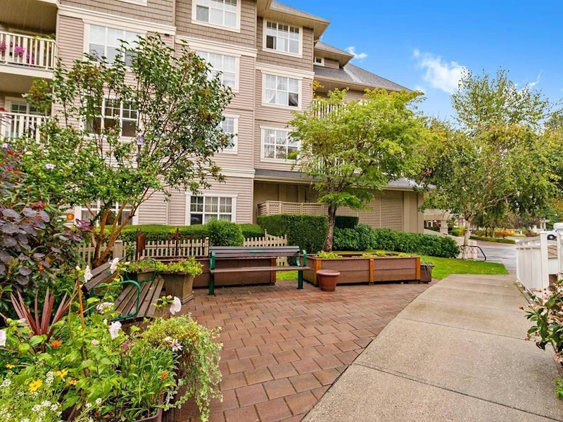307 - 960 Lynn Valley Road, North Vancouver BC V7J 3V6