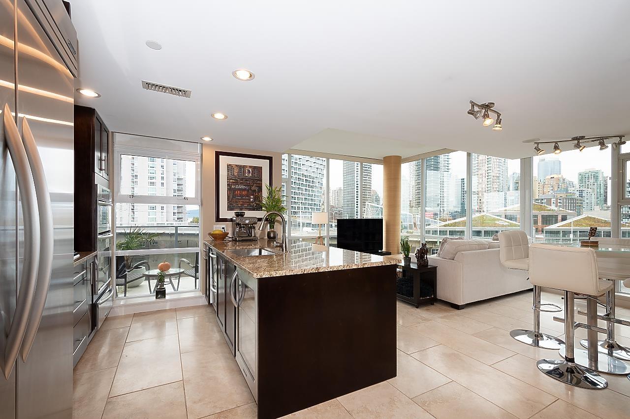 1105-638 Beach Crescent, Vancouver, BC, V6Z 3H4