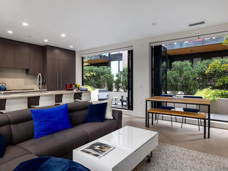 4089 Ash Street, Vancouver, BC, V5Z 3G1