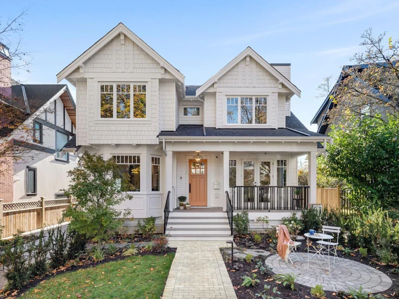 3530 W 43rd Avenue, Vancouver BC V6N 3J9