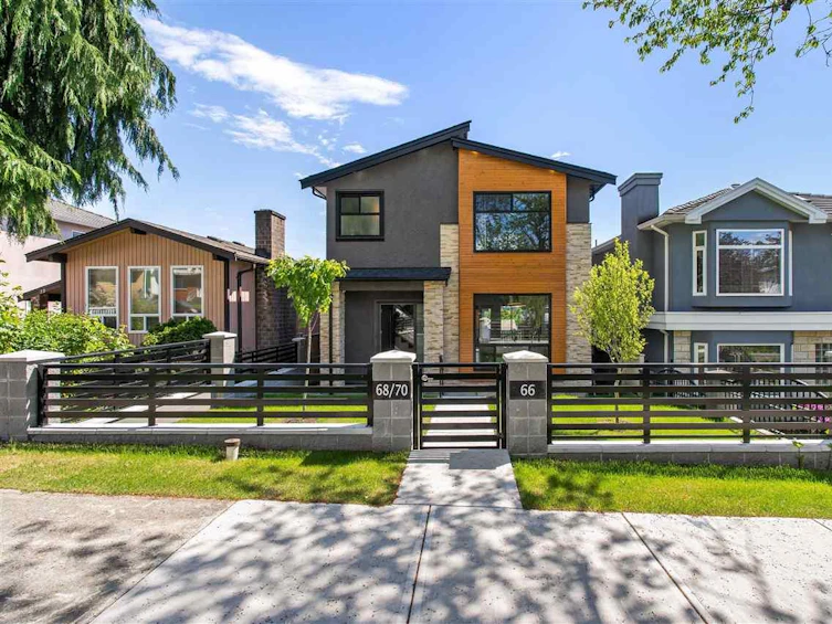 66 East 62nd Avenue, Vancouver, BC, V5X 2E6