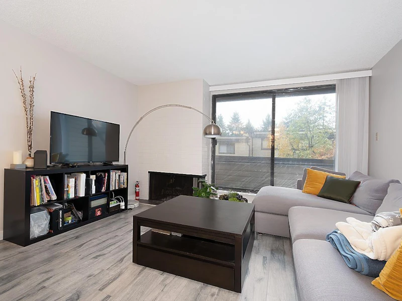 4089 Arbutus Street, Vancouver BC V6J 4T2