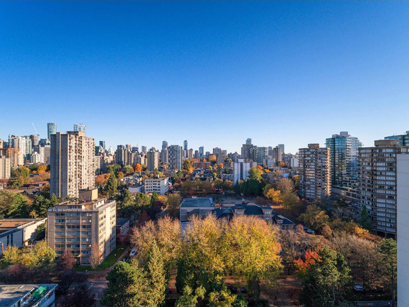 2005 - 1740 Comox Street, Vancouver BC V6G 2Z1