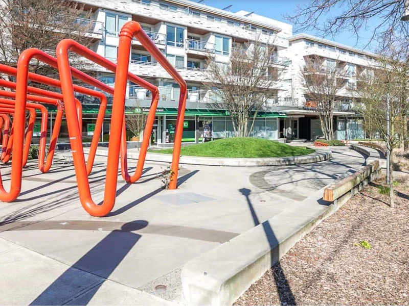 412 - 3333 Main Street, Vancouver BC V5V 3M8